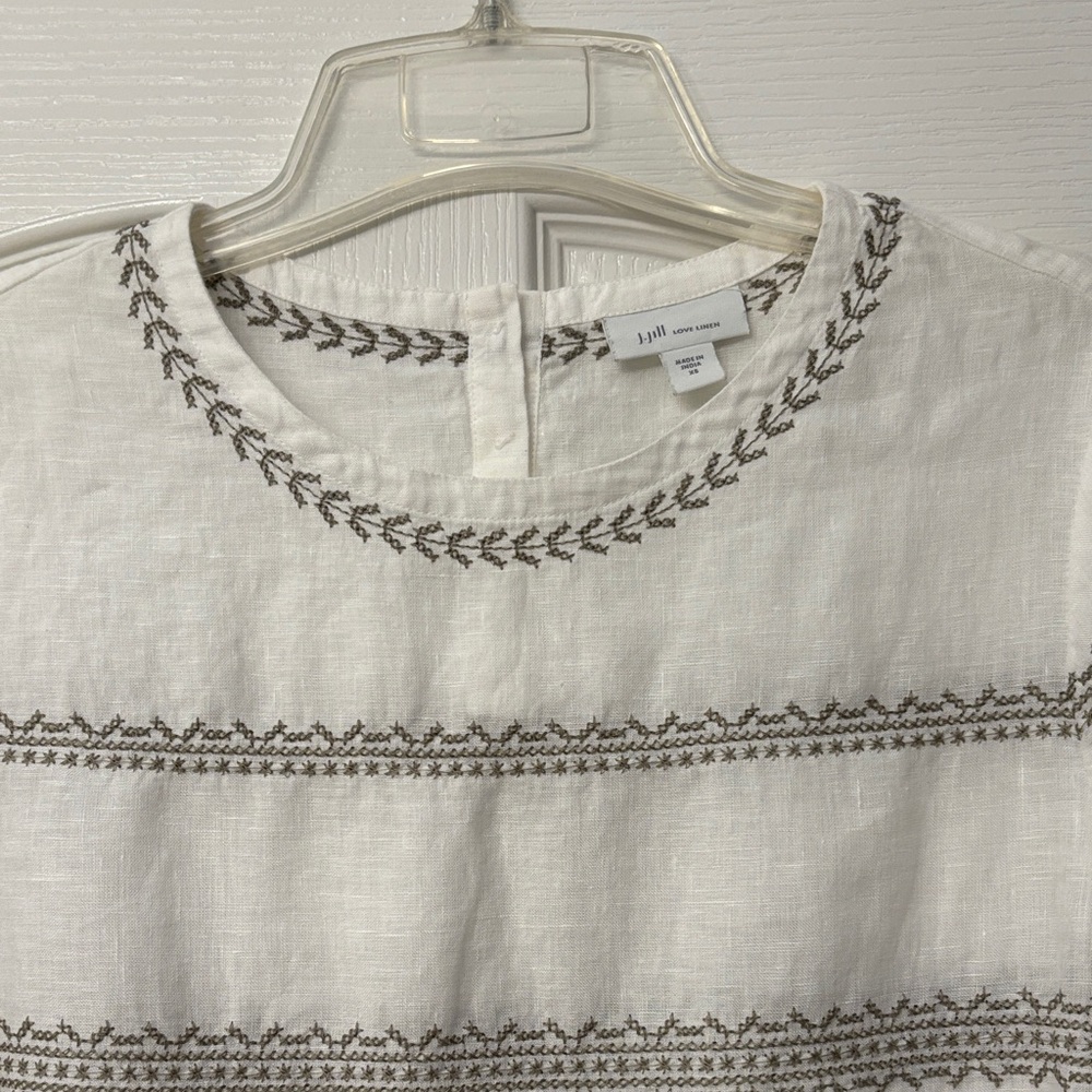 SALE- J. Jill White and Olive Green Embroidered Long Sleeve Top.